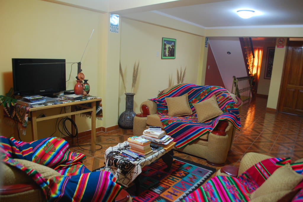 Morales Guest House Уарас Экстерьер фото