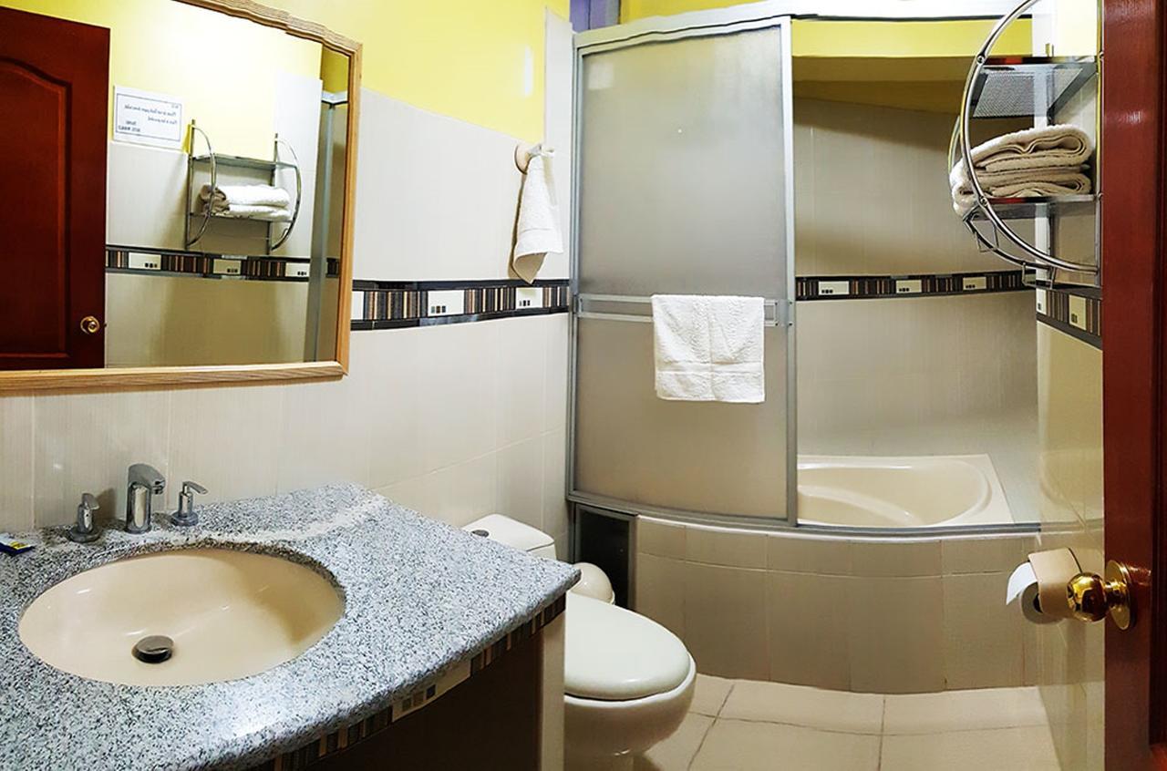Morales Guest House Уарас Экстерьер фото